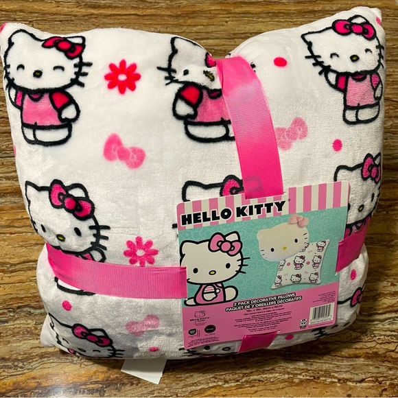 Hello Kitty - Picture 4 of 6